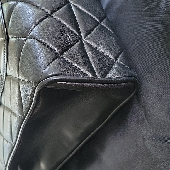 Chanel top handle Matelasse bag - Picture 7 of 8